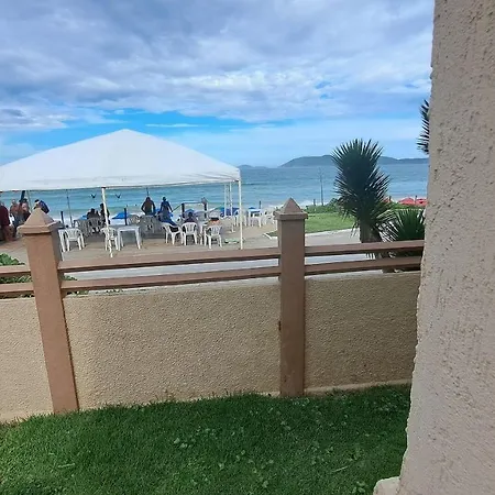 Casa Beira Da Praia Pero Condominio Com Seguranca Cabo Frio Exterior photo