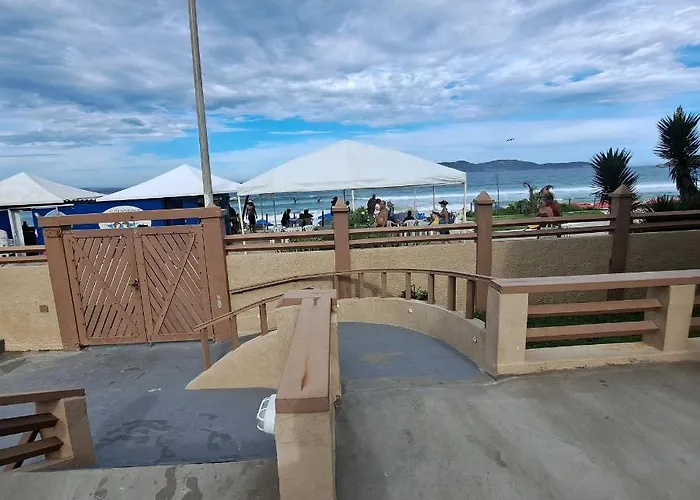 Casa Beira Da Praia Pero Condominio Com Seguranca